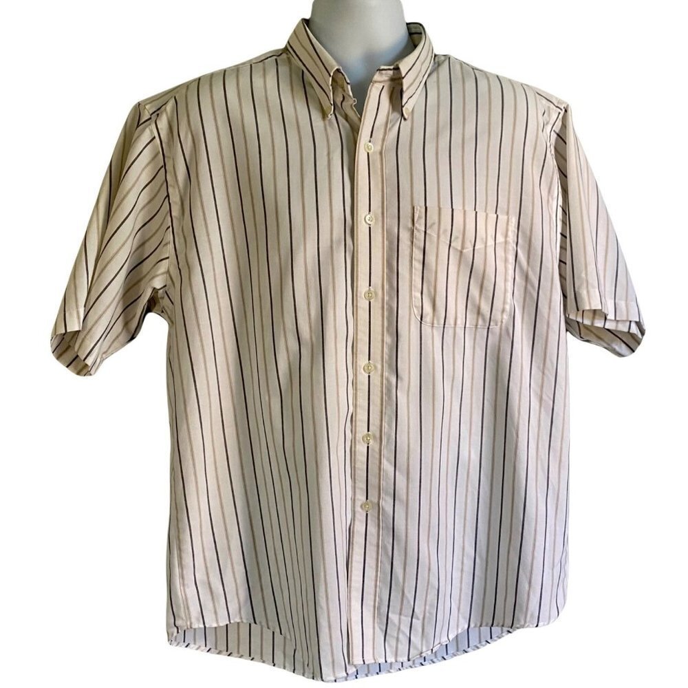 Van Heusen Wrinkle Free Short Sleeve Oxford Button Down Shirt Large